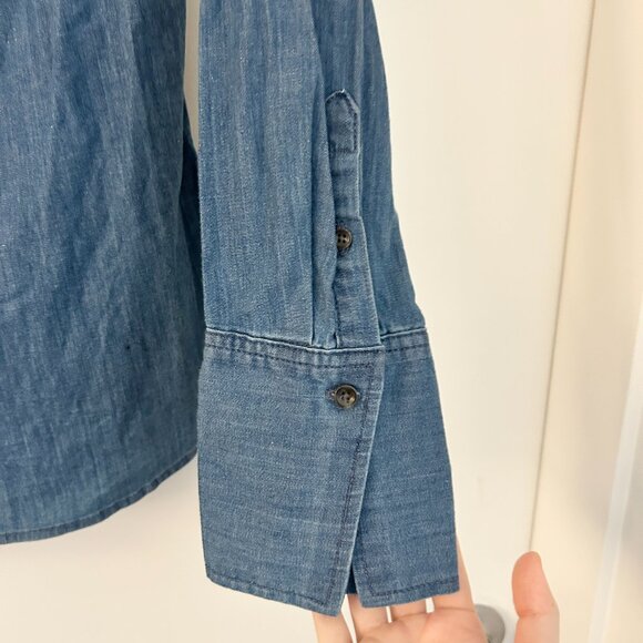 Banana Republic Riley Chambray Ruffle Denim Button Down Shirt Western Size 8 - Picture 5 of 7